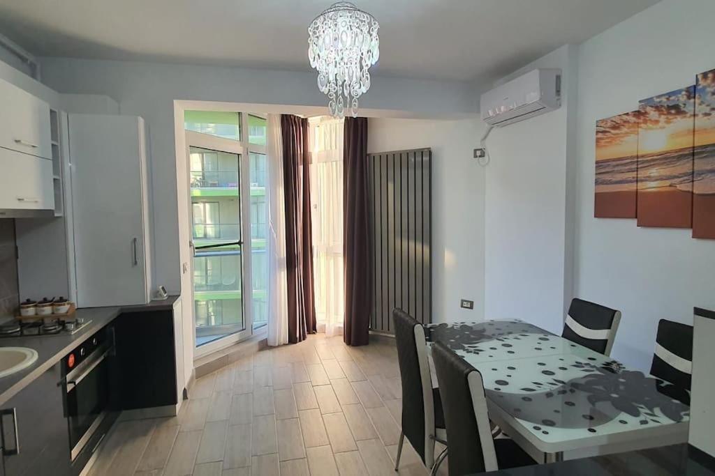 Alezzy Reasort Luxury Apartment 81 Prima Linie La Mare Năvodari 외부 사진